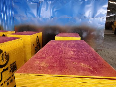 廣福酚膠面建筑模板廠家供應